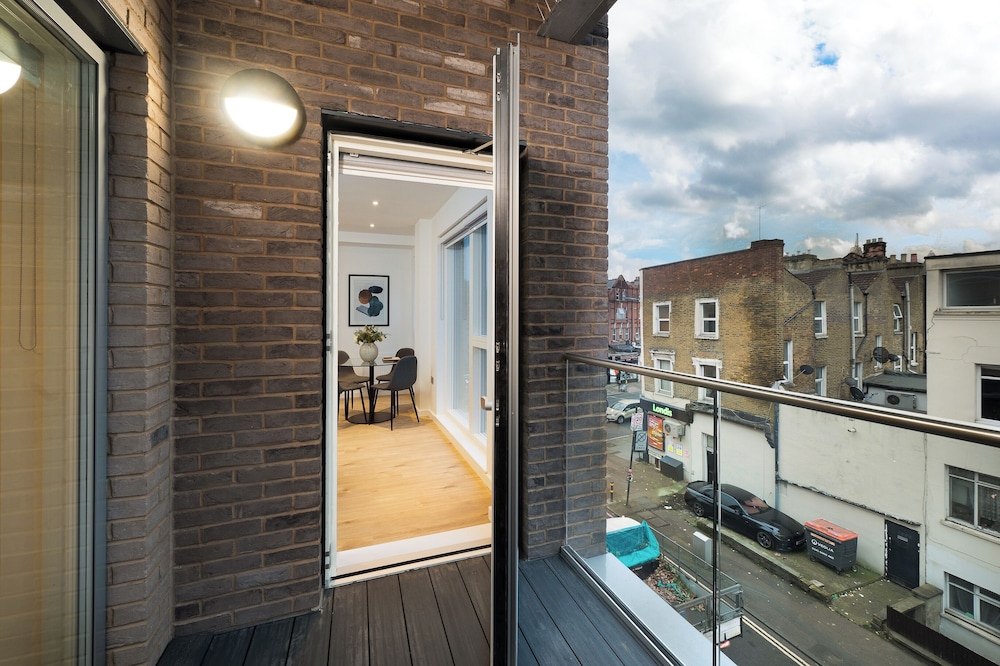VESTO Lewisham