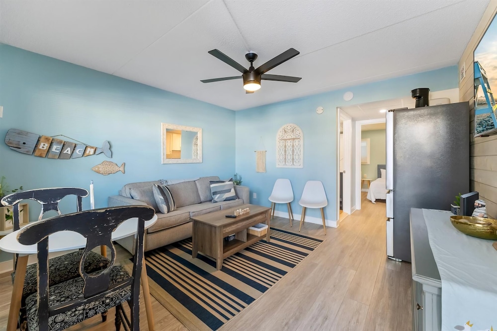 The Harbor Light Family Resort