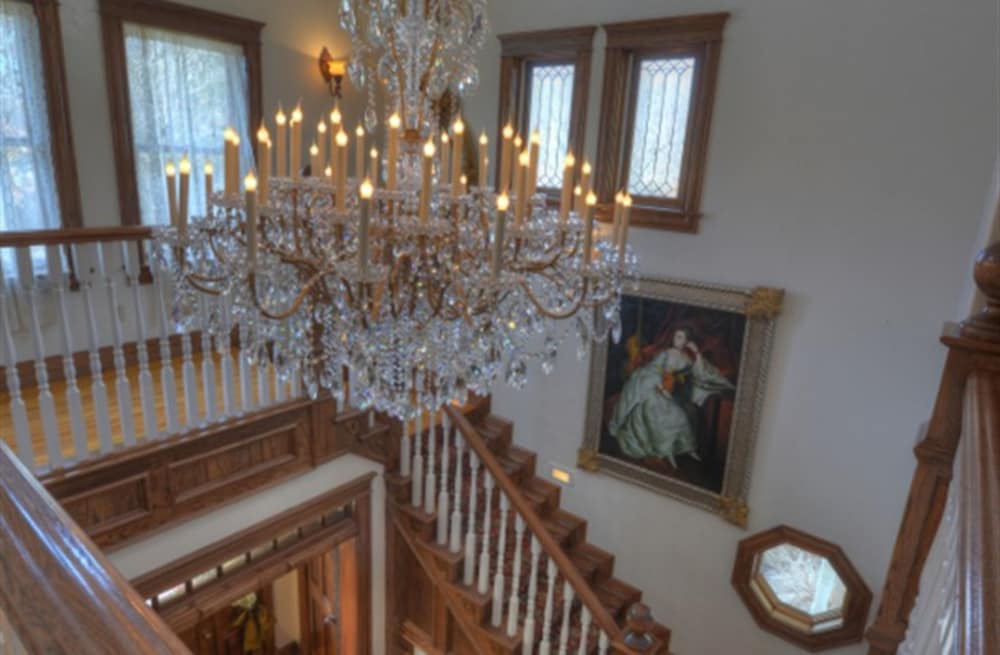 The Victoria B & B