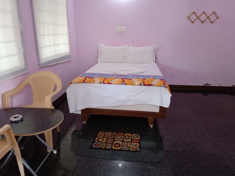 Ulo Rainbow Guest House view 5
