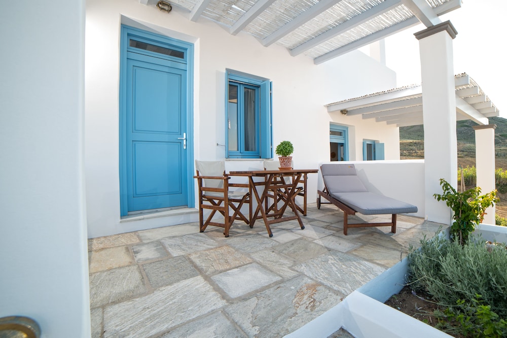 Almyra Guesthouses