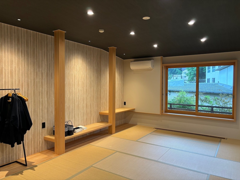 Kusatsu Hotel