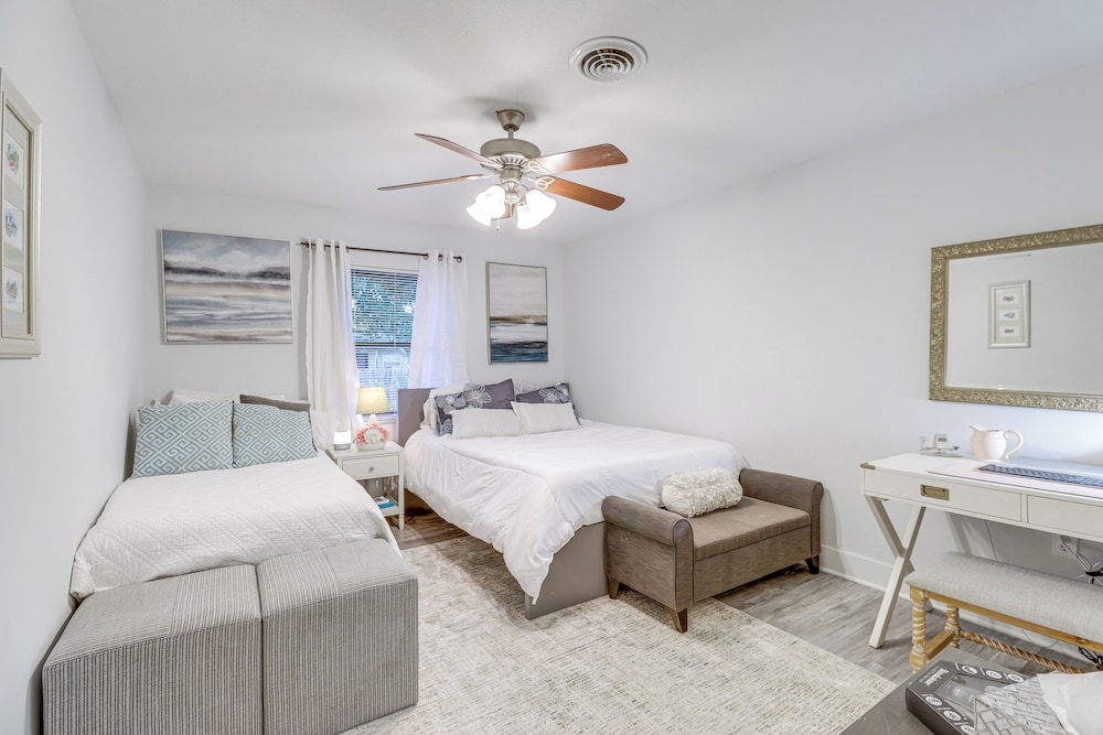 6 Mi to Shore: Vero Beach Family Home