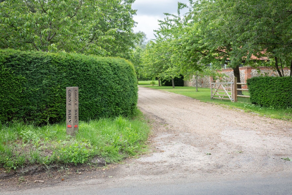 The Cart Lodge at Grove Barn
