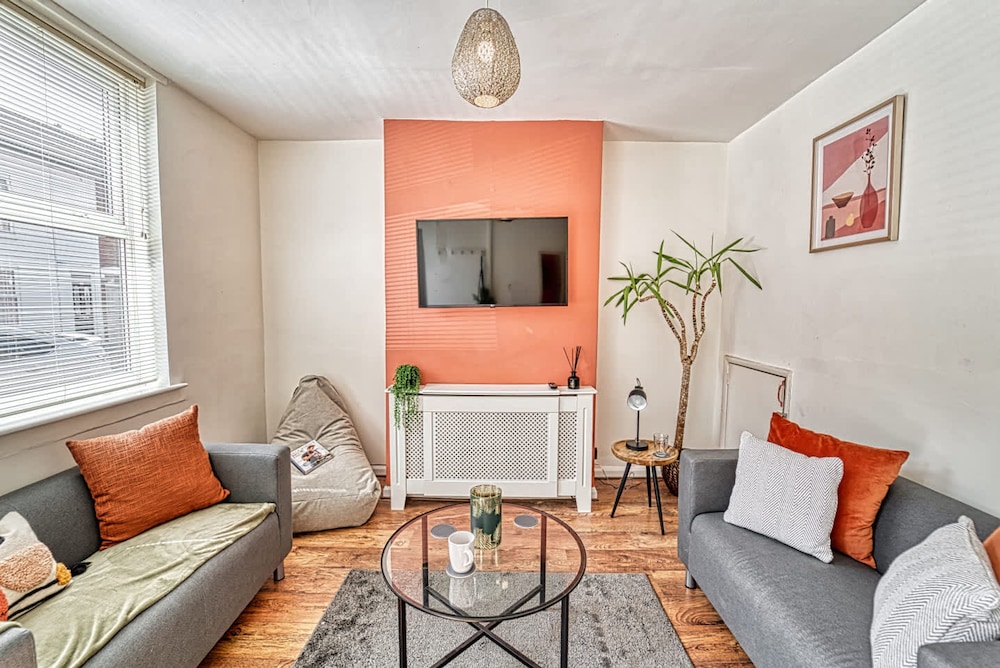 Host Stay Southfield Residence