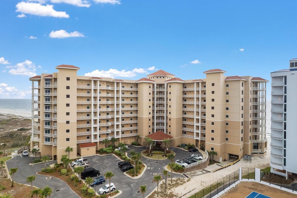 Vista Del Mar 402