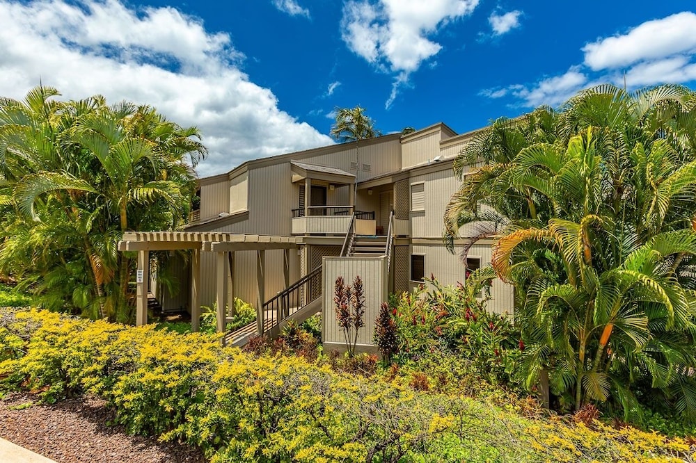 Wailea Ekolu One Bedrooms by Coldwell Banker Island Vacations