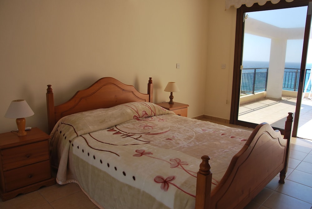 Pomos Villa - Only 50m to the Sea, Picturesque - Tranquil Area, Paphos view 2