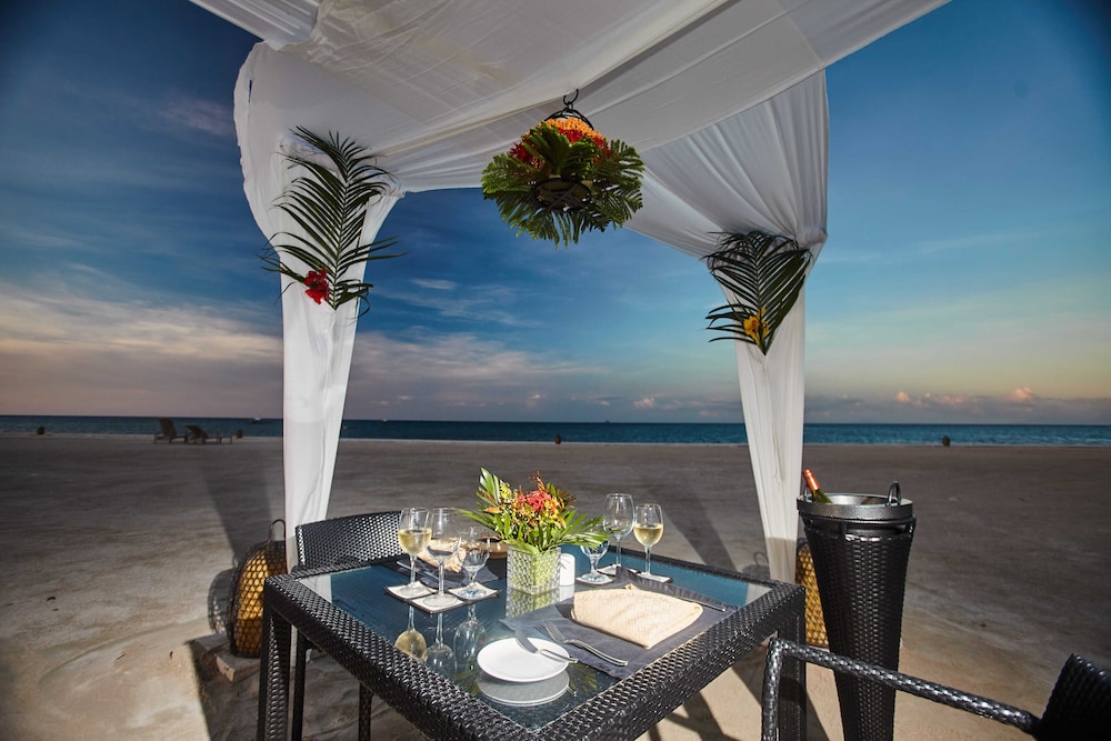 Kandaya Resort