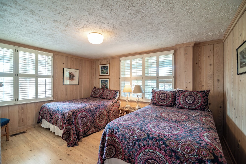 Lachicotte Vacation Rentals