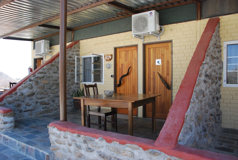 Oppi-Koppi Restcamp