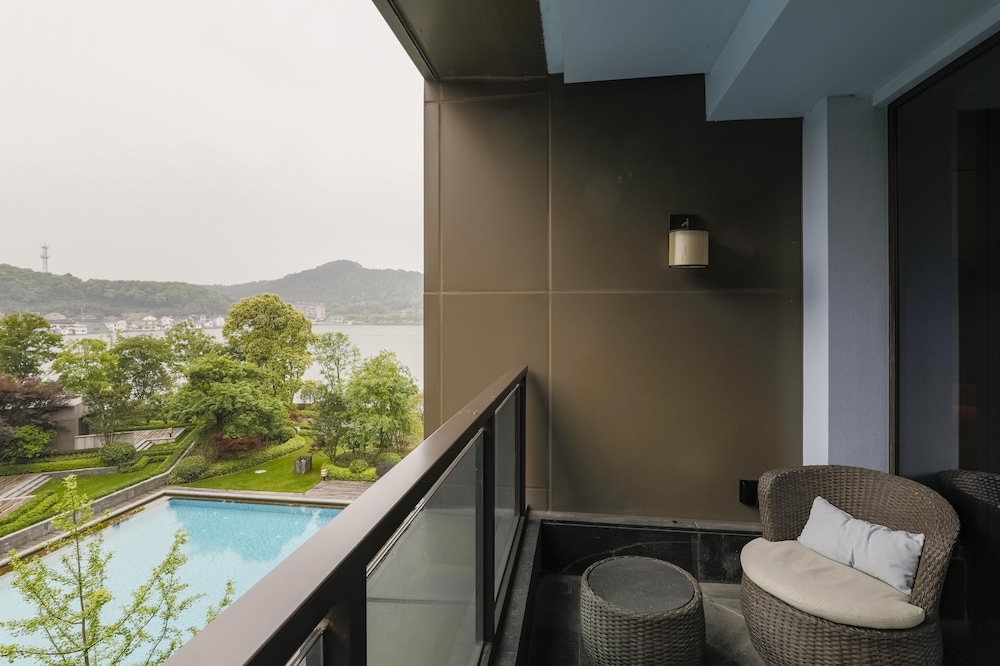 Hilton Ningbo Dongqian Lake