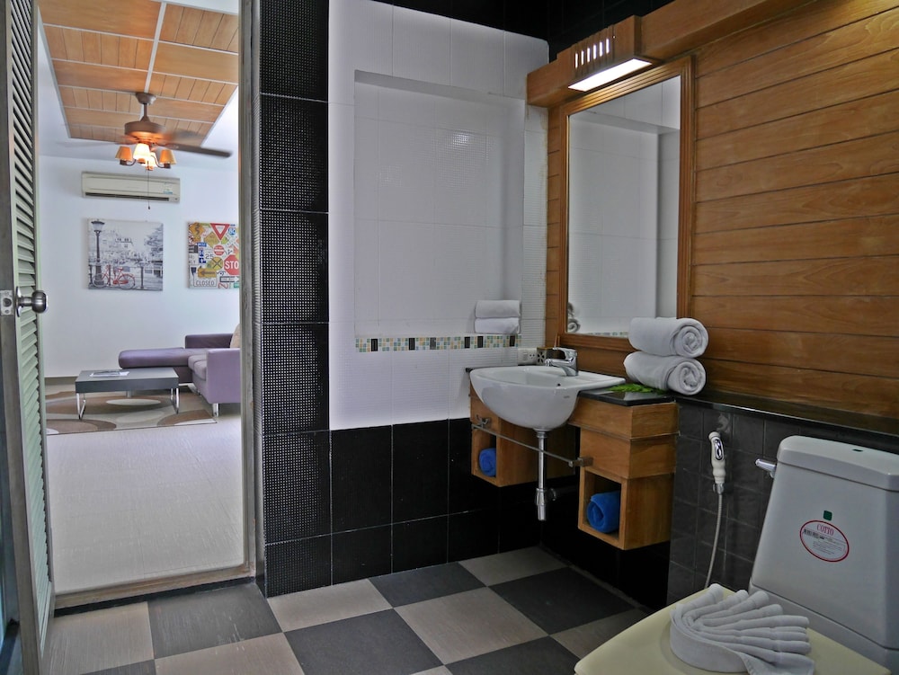 Suriya Som Villa