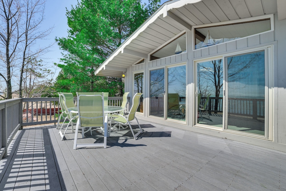 Private Beach: Waterfront Home on Lake Huron!