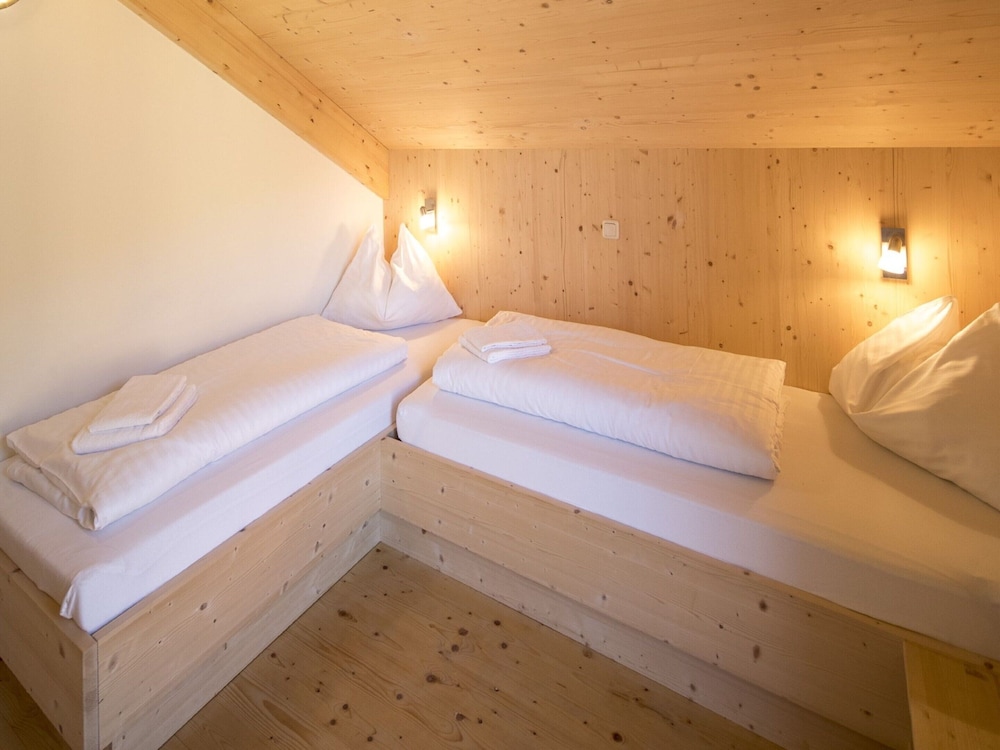 Chalet With Whirlpool tub