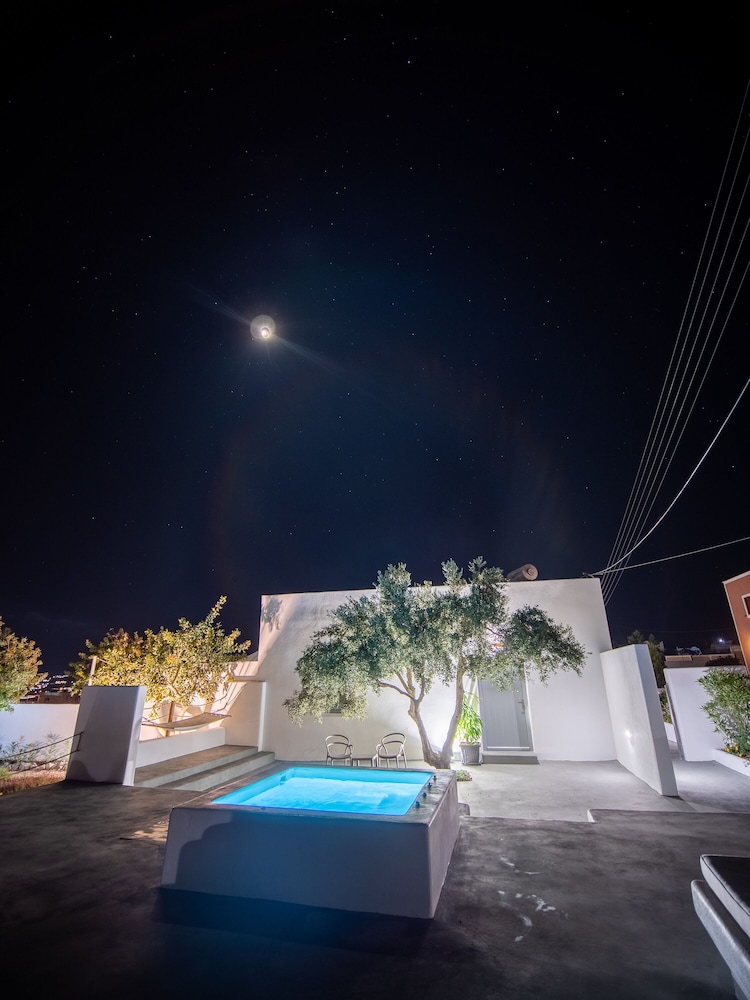 Majestic Sky Luxury Suites photo 3