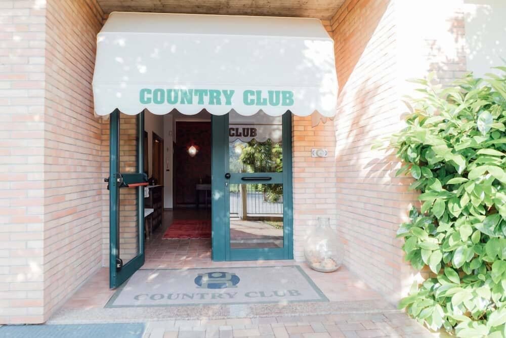 Hotel B&B Country Club Sport view 4