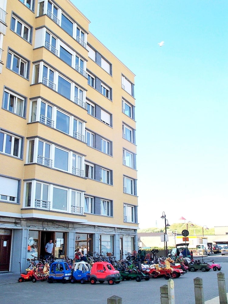 Apartment in Wenduine Near the Beach