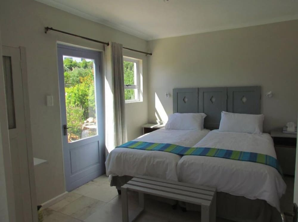Heron Chase Self-Catering Holiday Home view 4