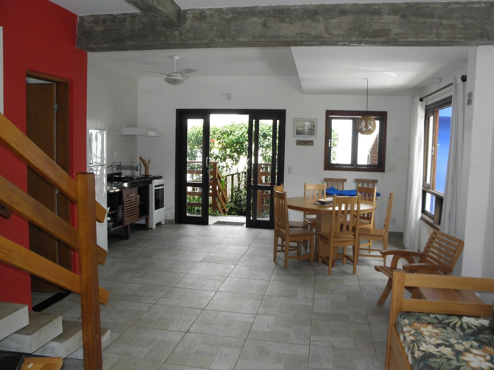 Vila Dos Manacás