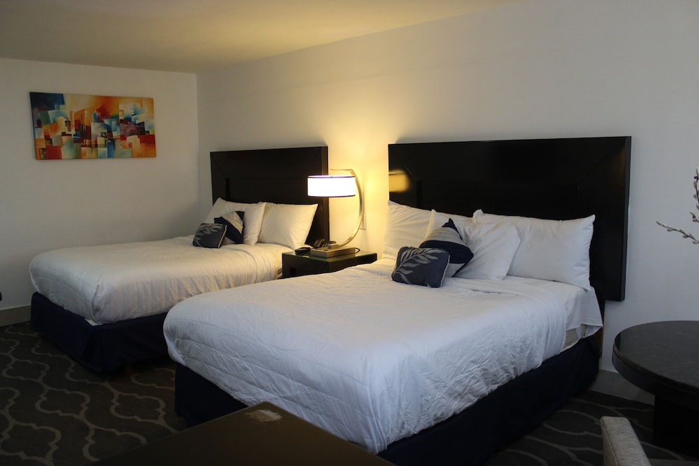 Los Mochis Vacations - Landmark Suites - Property Image 5
