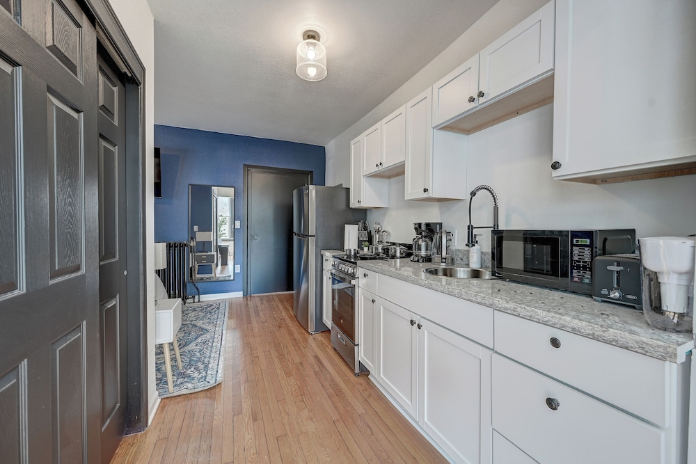 ROVE LIVING/KB - Prospect