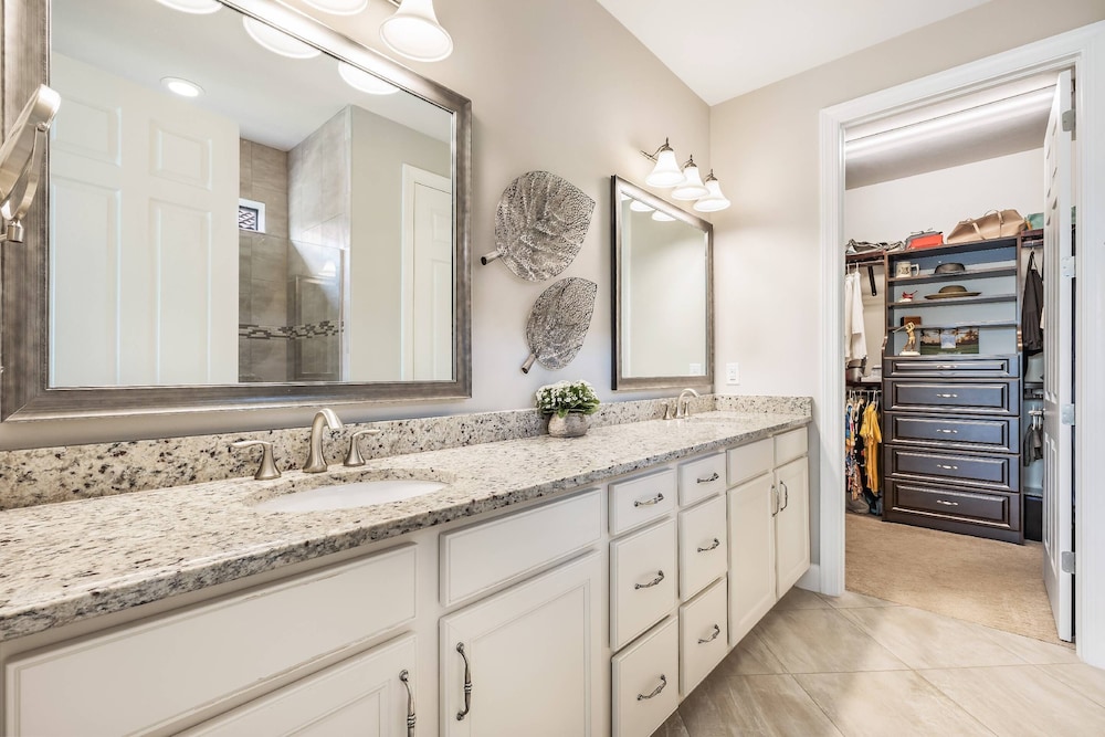 12894 Epping Way