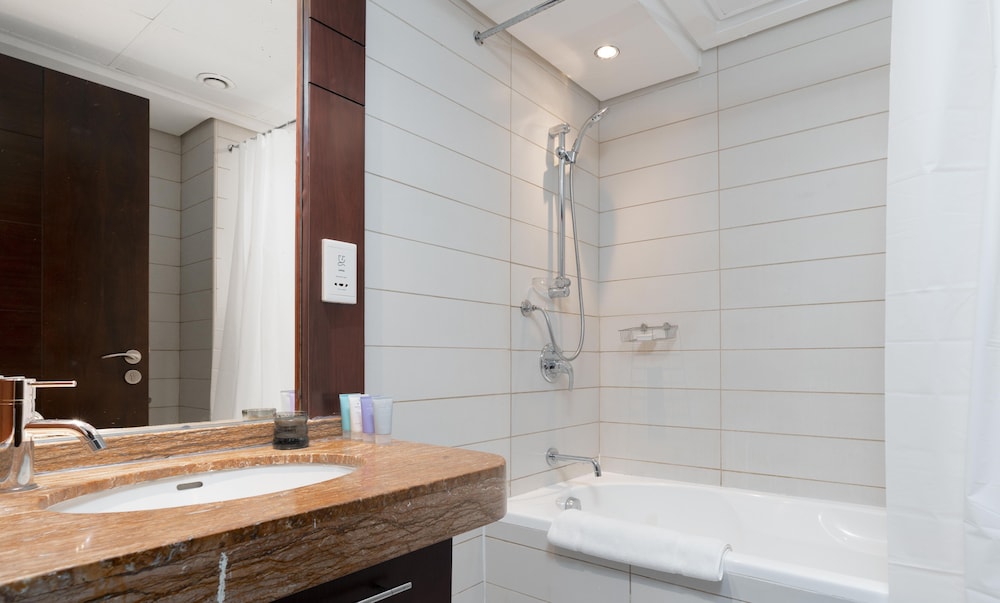 Dream Inn Dubai Apartments - Burj Views