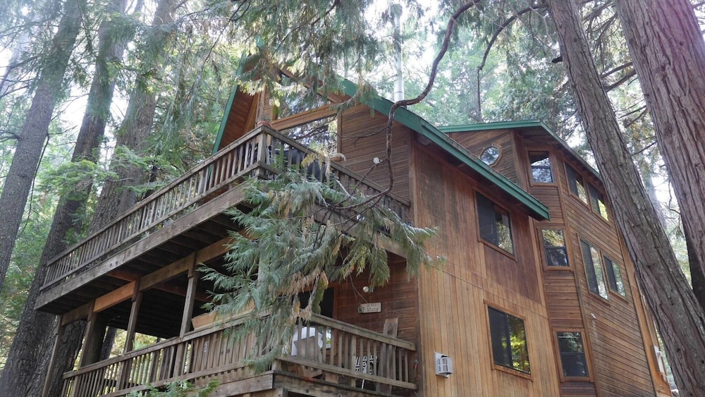 3-level Getaway Kids, Dogs Ev Friendly view 5