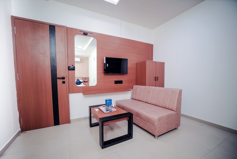 HOTEL NEST ICON