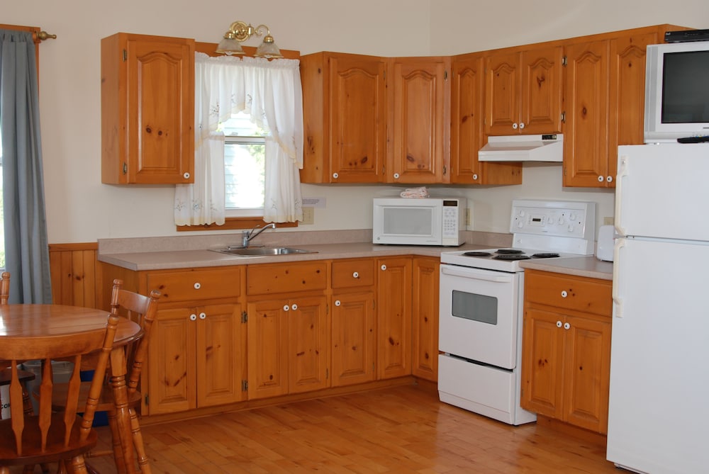 Shining Waters Cottages