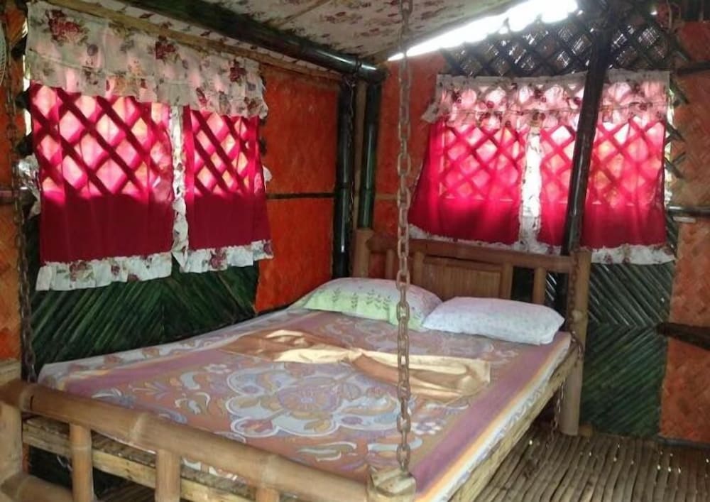 Treasure Isle Guesthouse - Hostel
