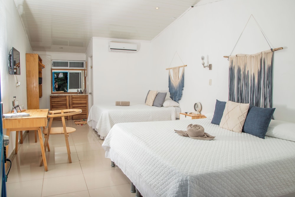 Hotel Refugio Lodge - Image 1