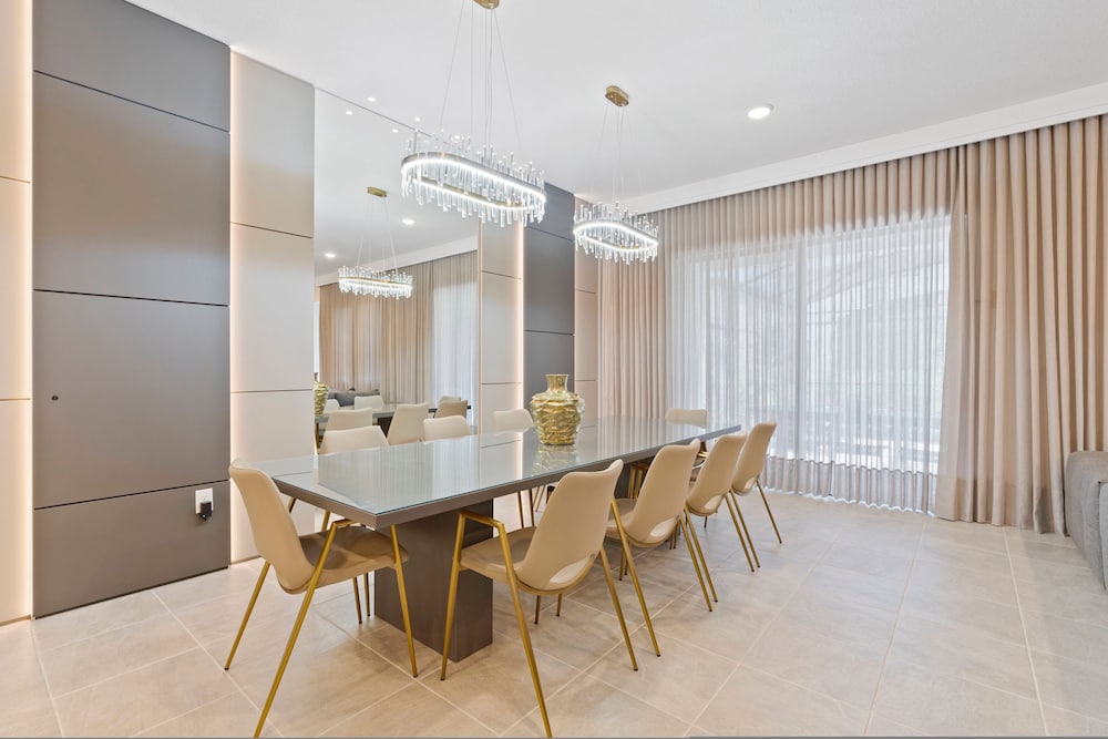 2024 Brand NEW 12bed 12ba At Paradiso Grande