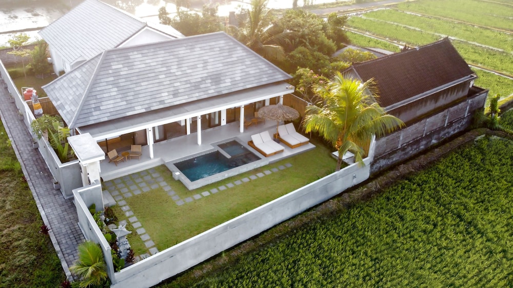 Villa Grateful by Alfred in Bali - Stunning 2BR Dream Villa With Ricefield View