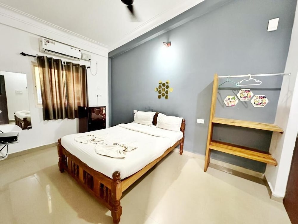 Candolim Glitter Sand