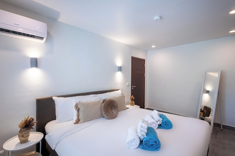Coral Estate Holidays
