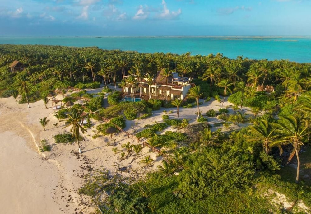Villa 5br Beachfront TULUM -Sian Kaan