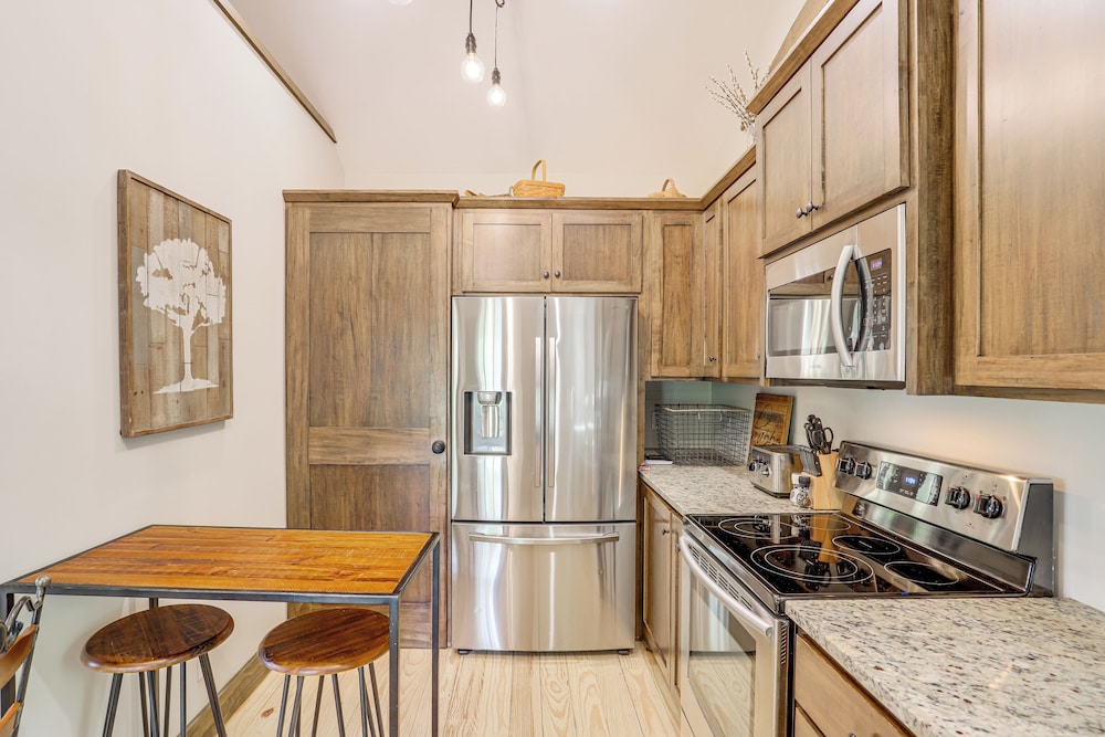 Hike, Leaf Peep & More: Sleek Cabin in Weaverville