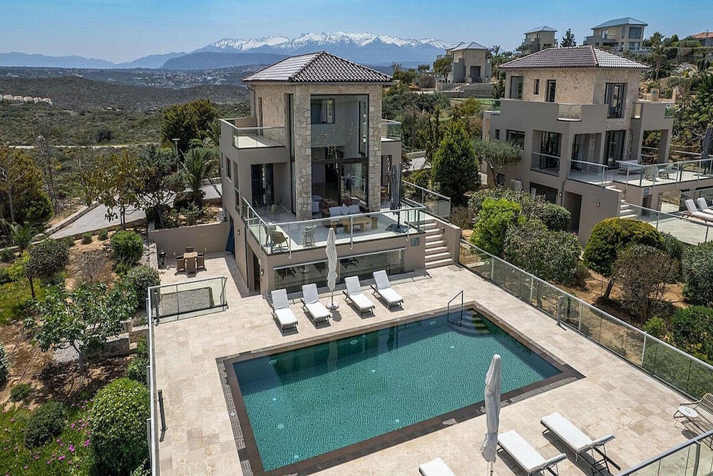 Tersanas Villas