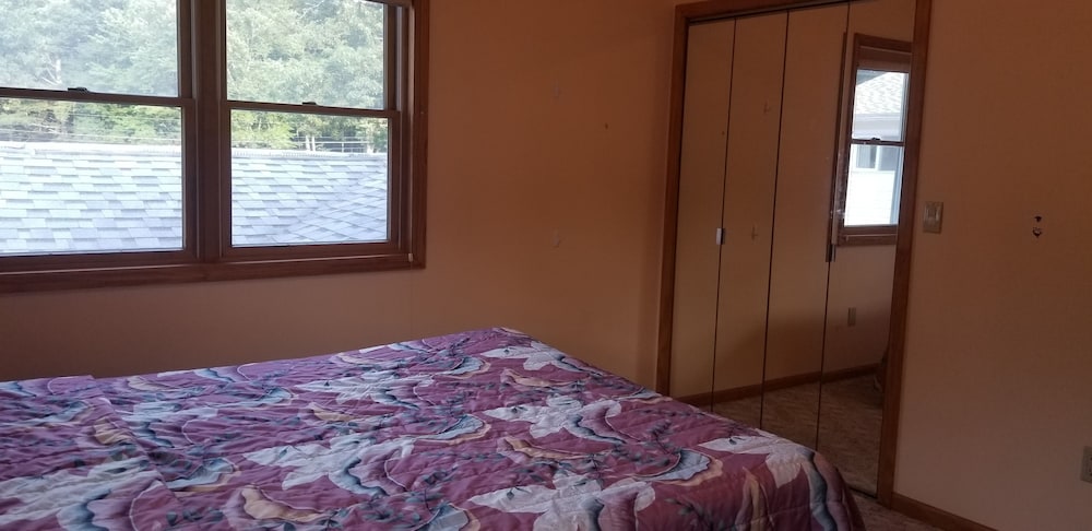 Red Ranch Motel