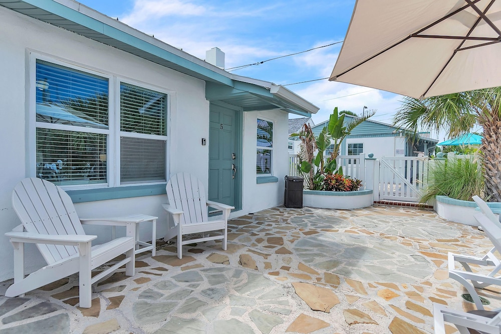 The Bungalows #5