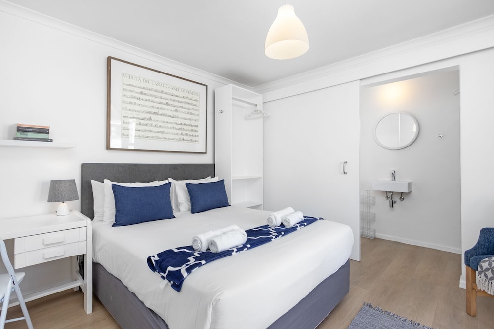 Uptown Retreat