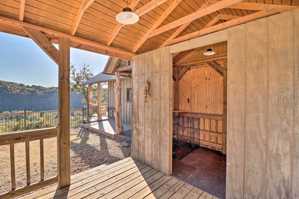 Mountain View Hideaway w/ Outdoor Fireplace! view 4