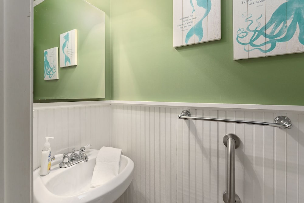 425 Magnolia Unit I by Hodnett Cooper - Property Image 8