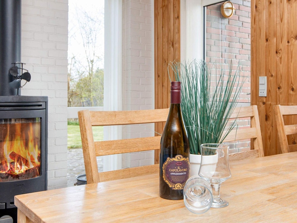 Vintage Holiday Home in Struer near Open Field view 3