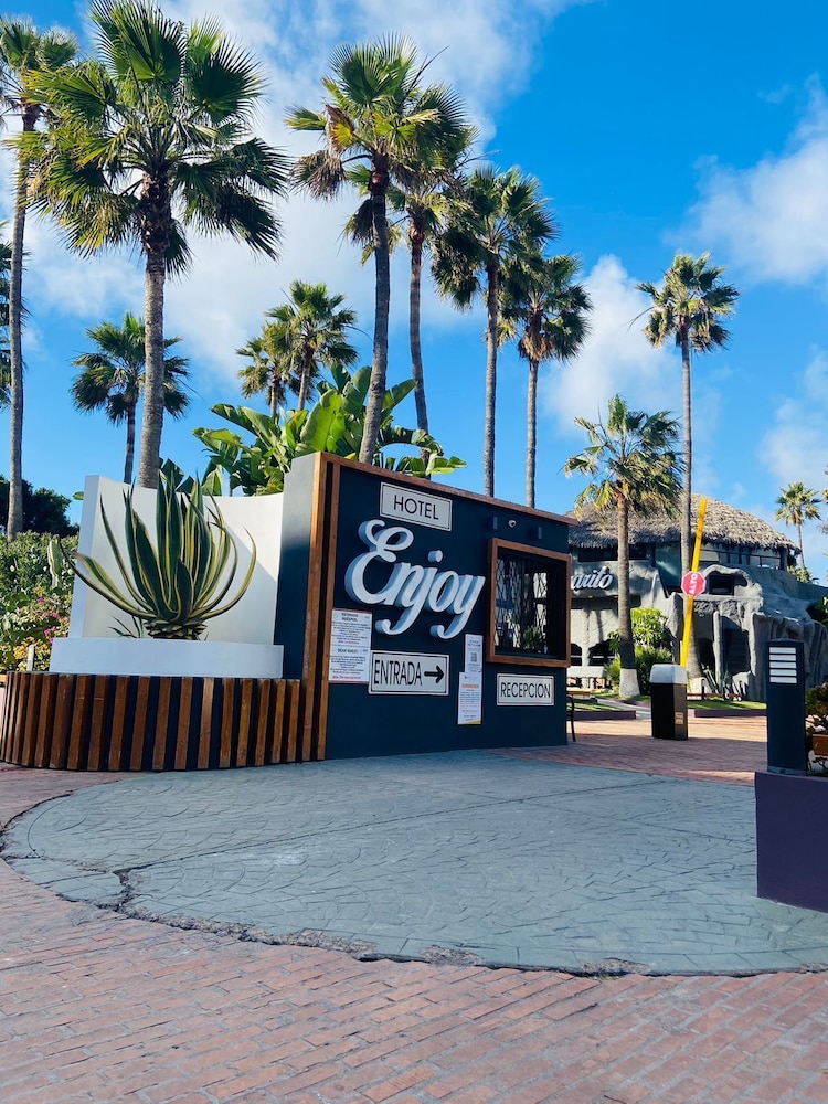 Hotel Enjoy - Image 1