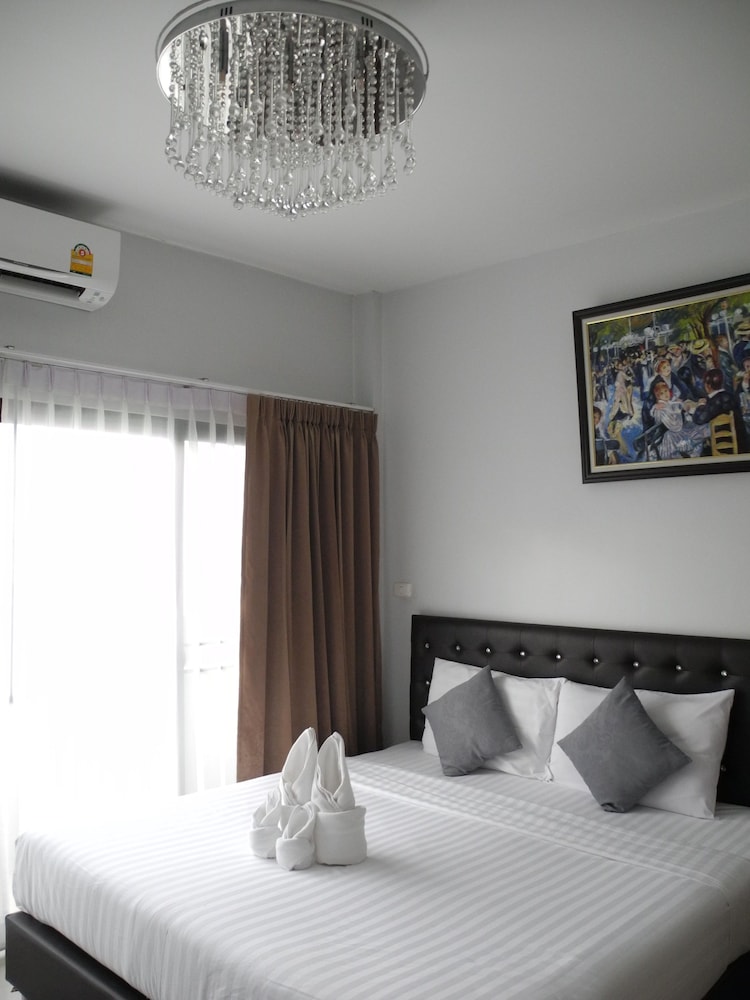 Bann Tawan Hostel Chiang Rai