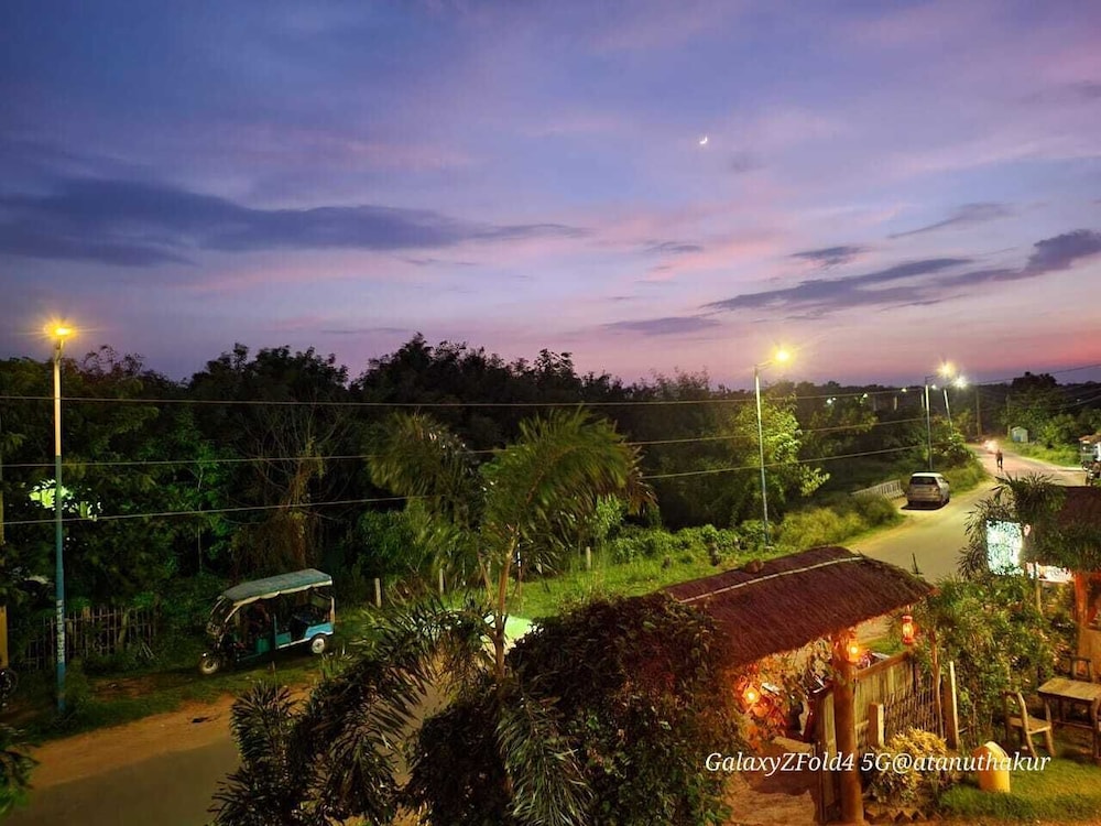Khoai Village Resort