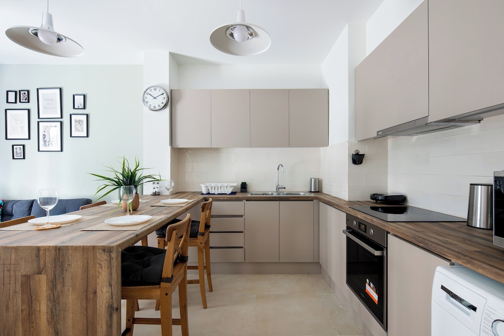 Astrea 1- Bedroom Apartment in Athens